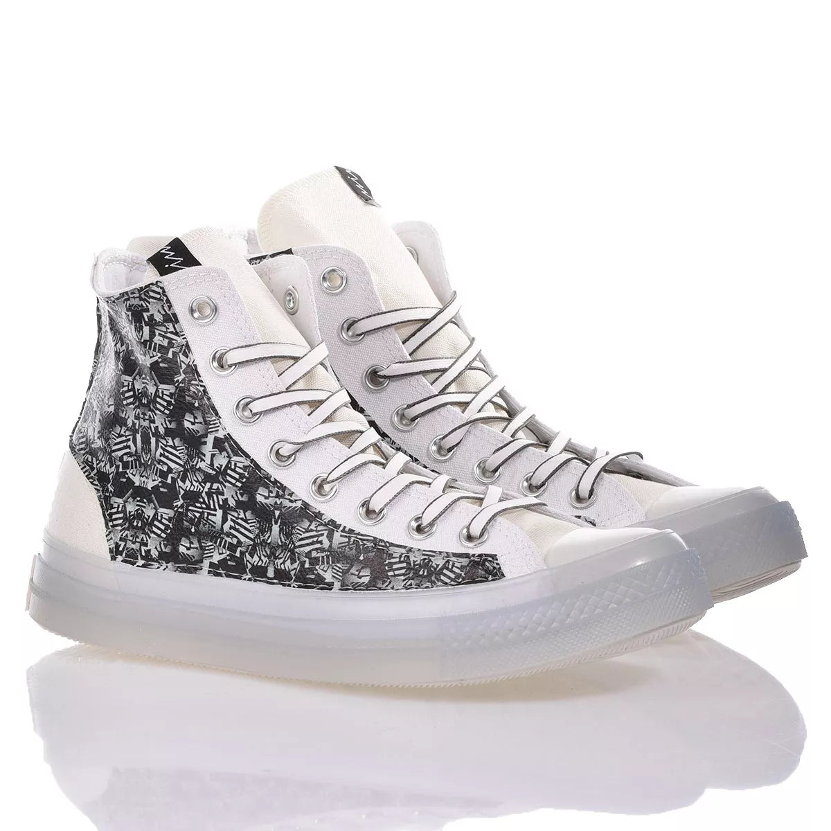 Converse Race Track