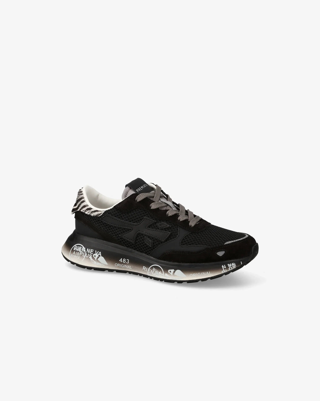 RUNNING LAURYN NERA