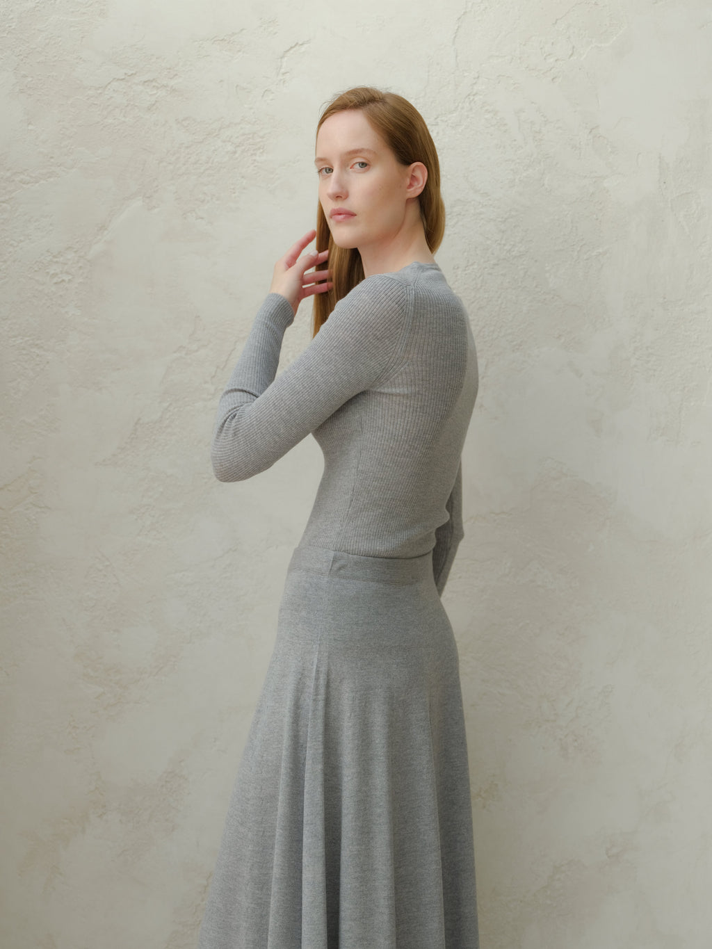 Extra Fine Merino Ribbed Fine Hanley Sweater