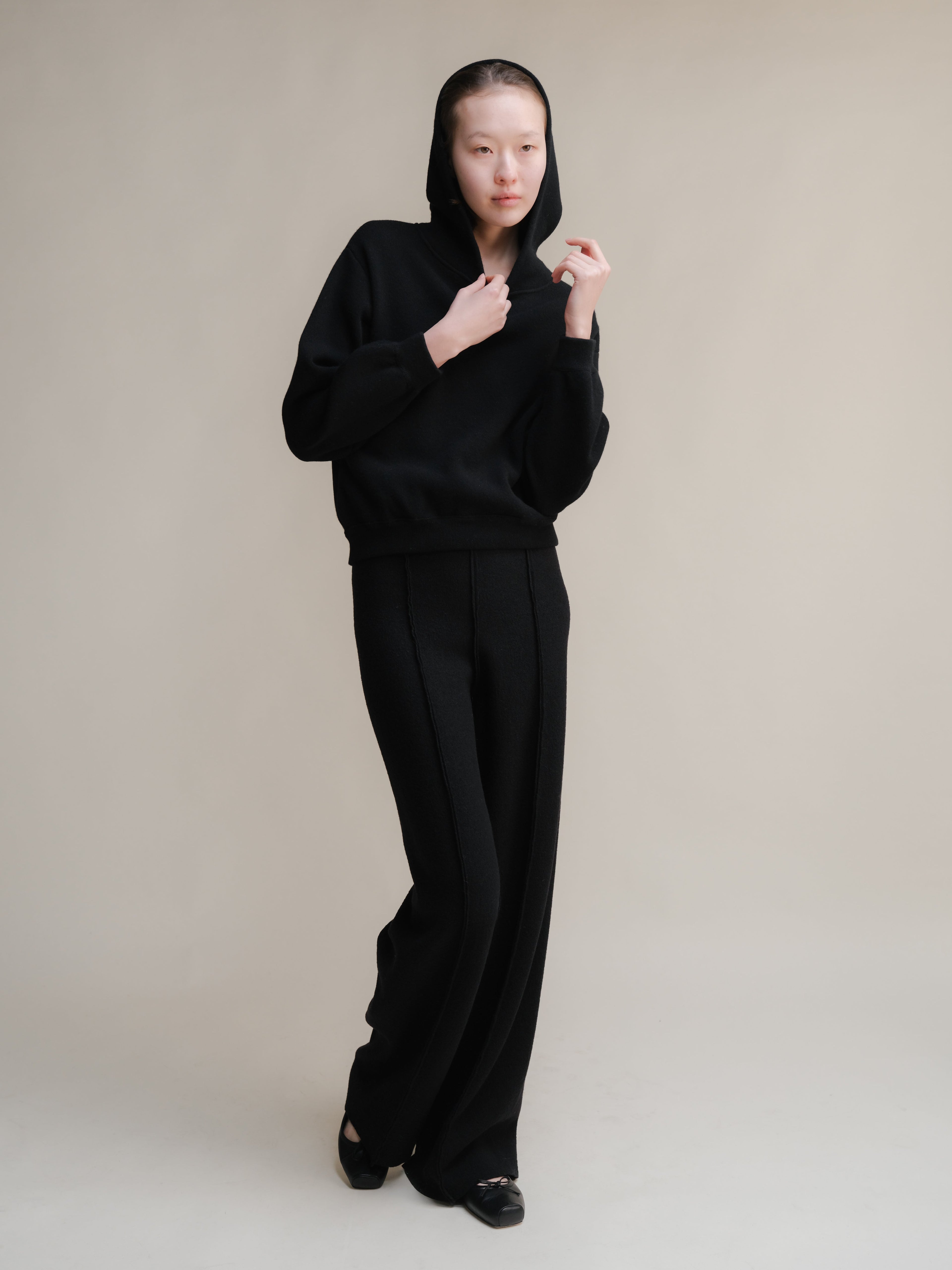 Superfine Lambswool Cropped Hoodie