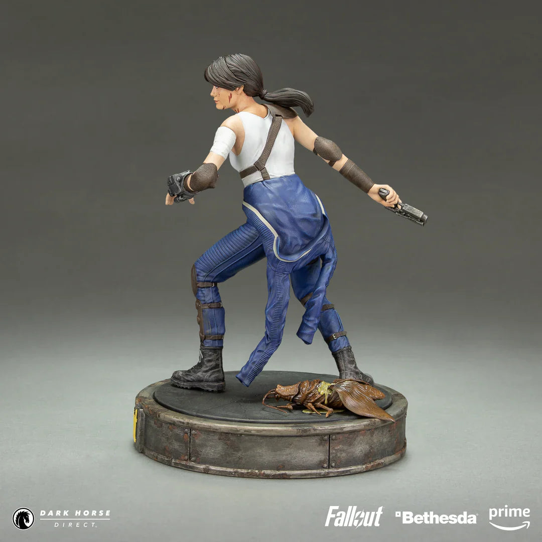 Dark Horse Deluxe: Fallout (Bethesda) Lucy Figure Action Figure Statua 20cm