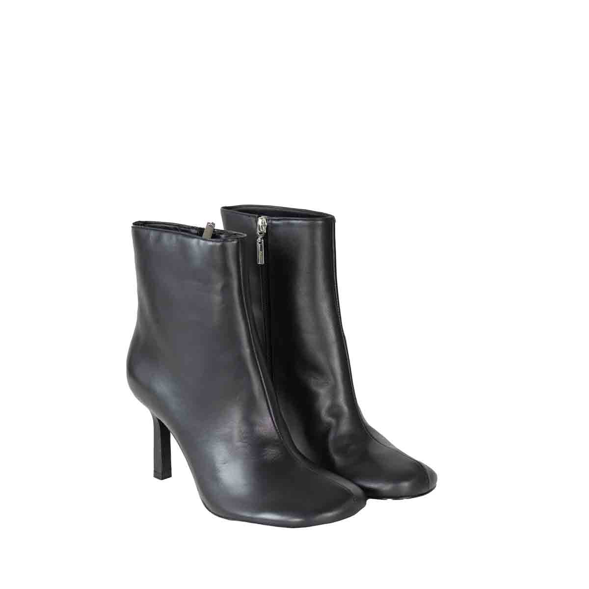 STIVALETTO NERO