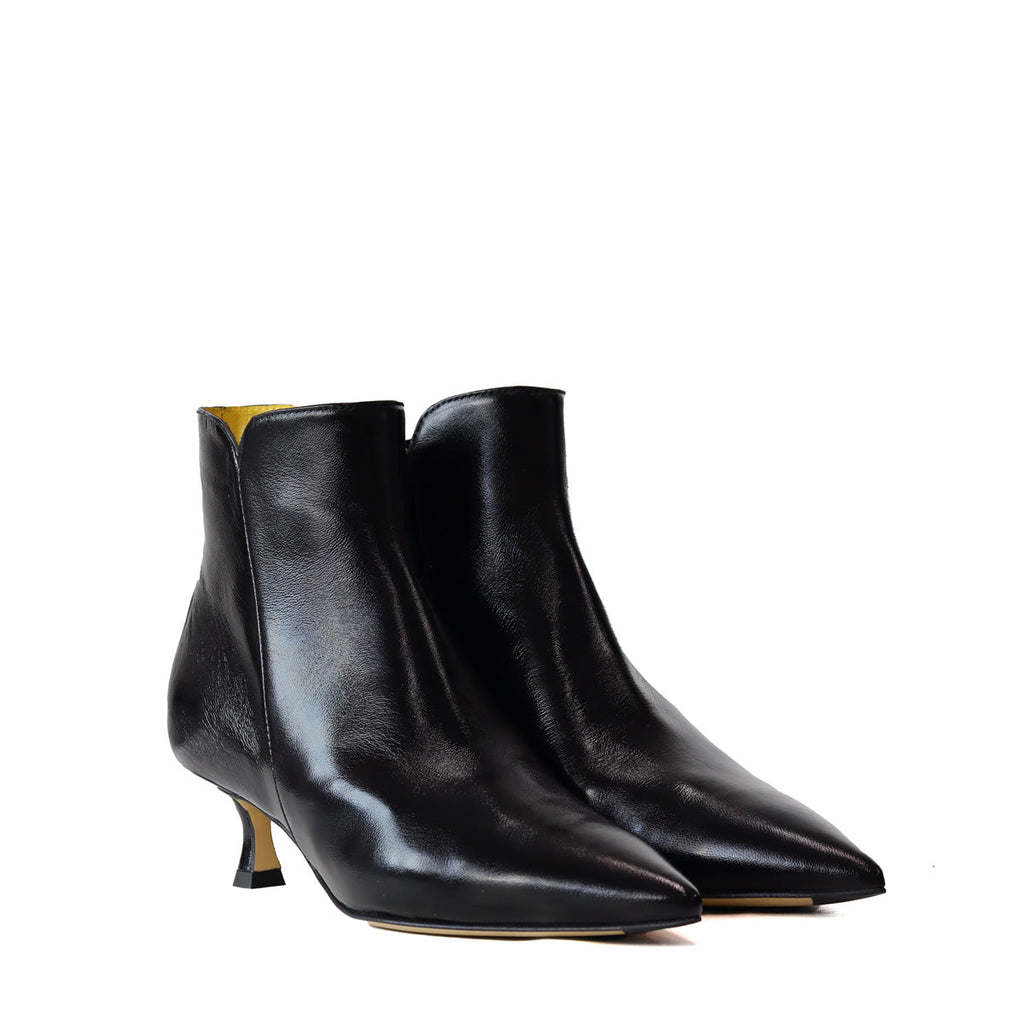 STIVALETTO NERO