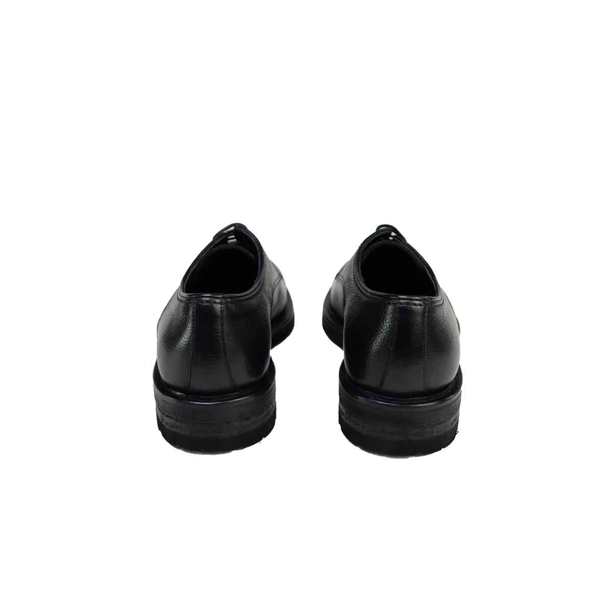 SCARPA CON LACCI GRAINED NERO