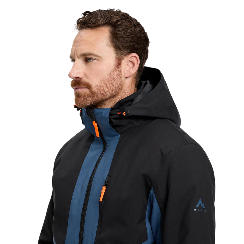 McKINLEY Giacca da Uomo Gian 429180-906 Blu – Protezione Outdoor, Comfort Dinamico e Stile Versatile