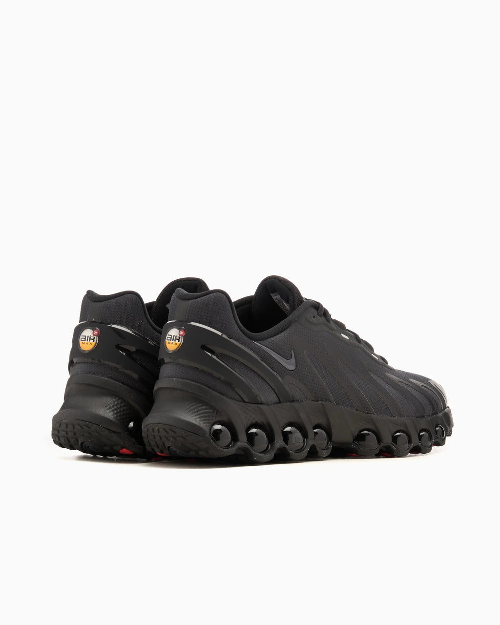 Nike Scarpa Air Max DN8 FQ7860-002 Nero – Design Moderno, Comfort Dinamico e Tecnologia Air Max