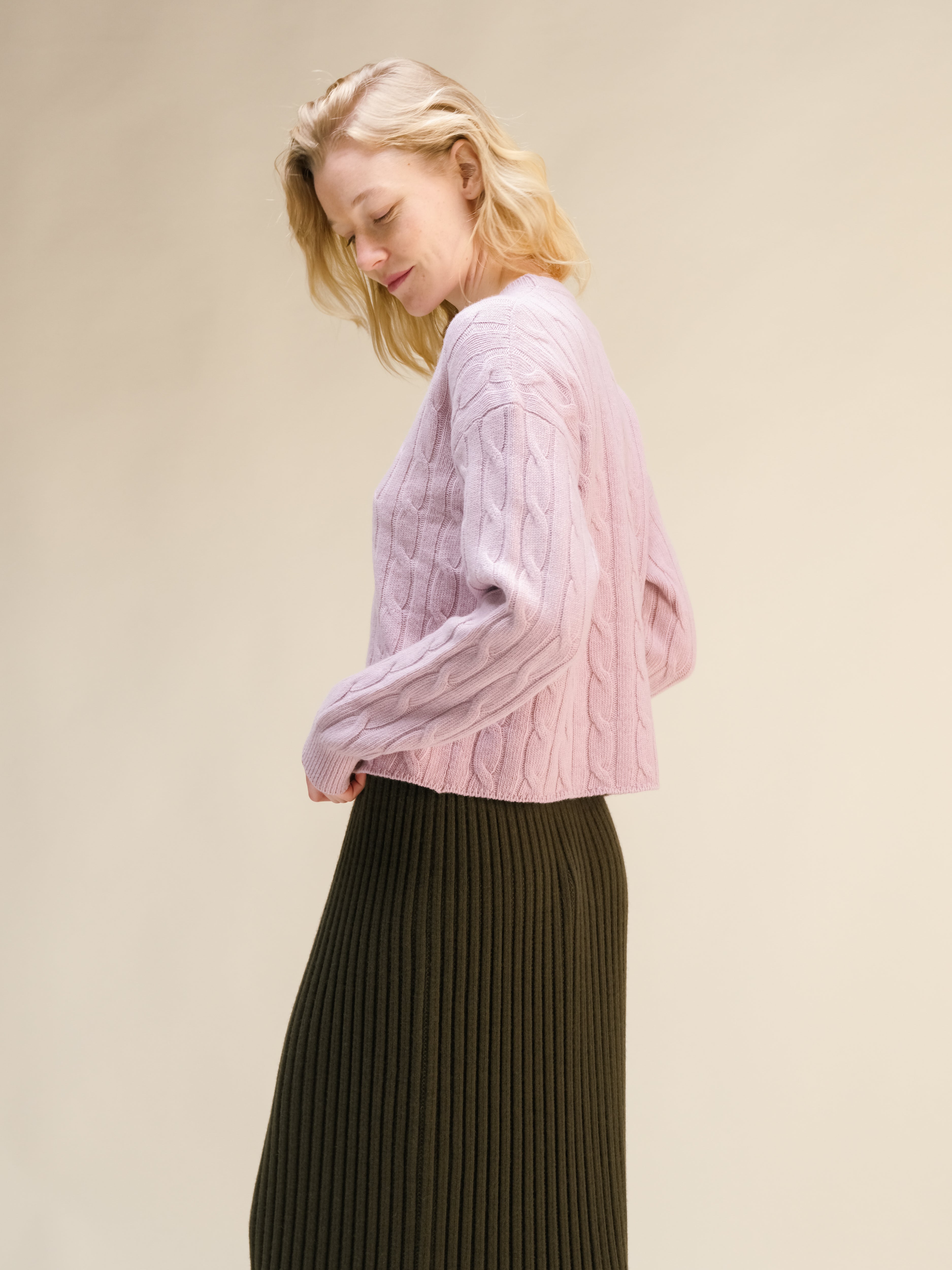 Cashmere Mix Cropped Cable Crewneck Sweater