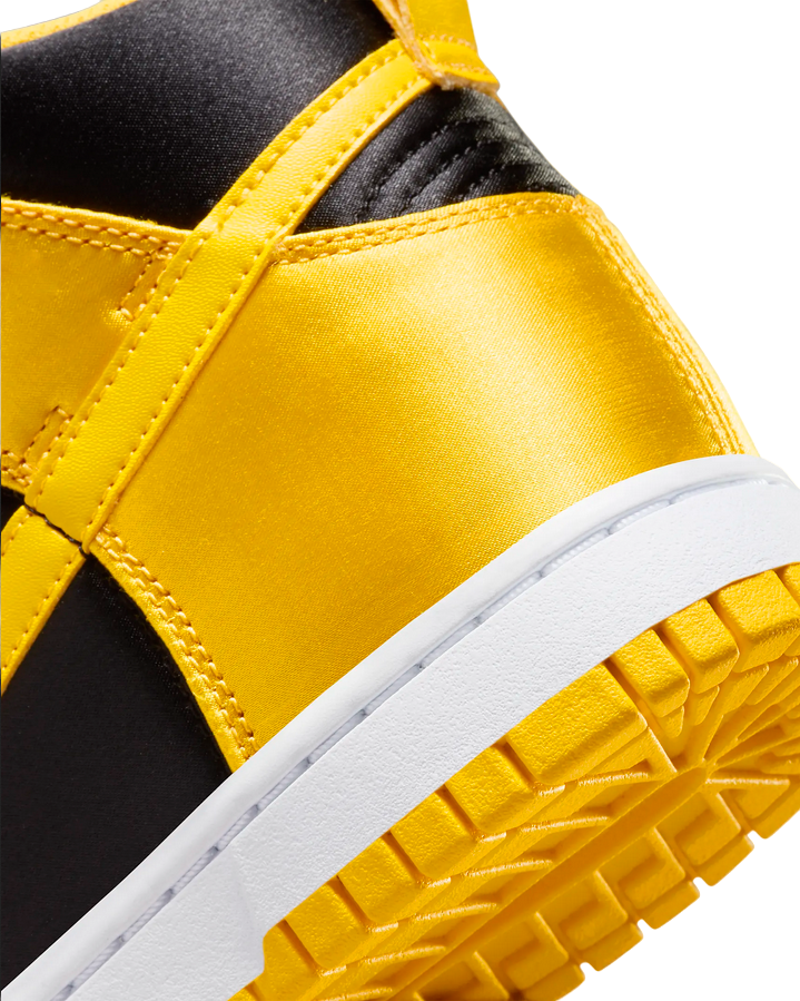 Nike Dunk High FN4216-001 Sneakers Donna Nero Bianco Giallo Mais