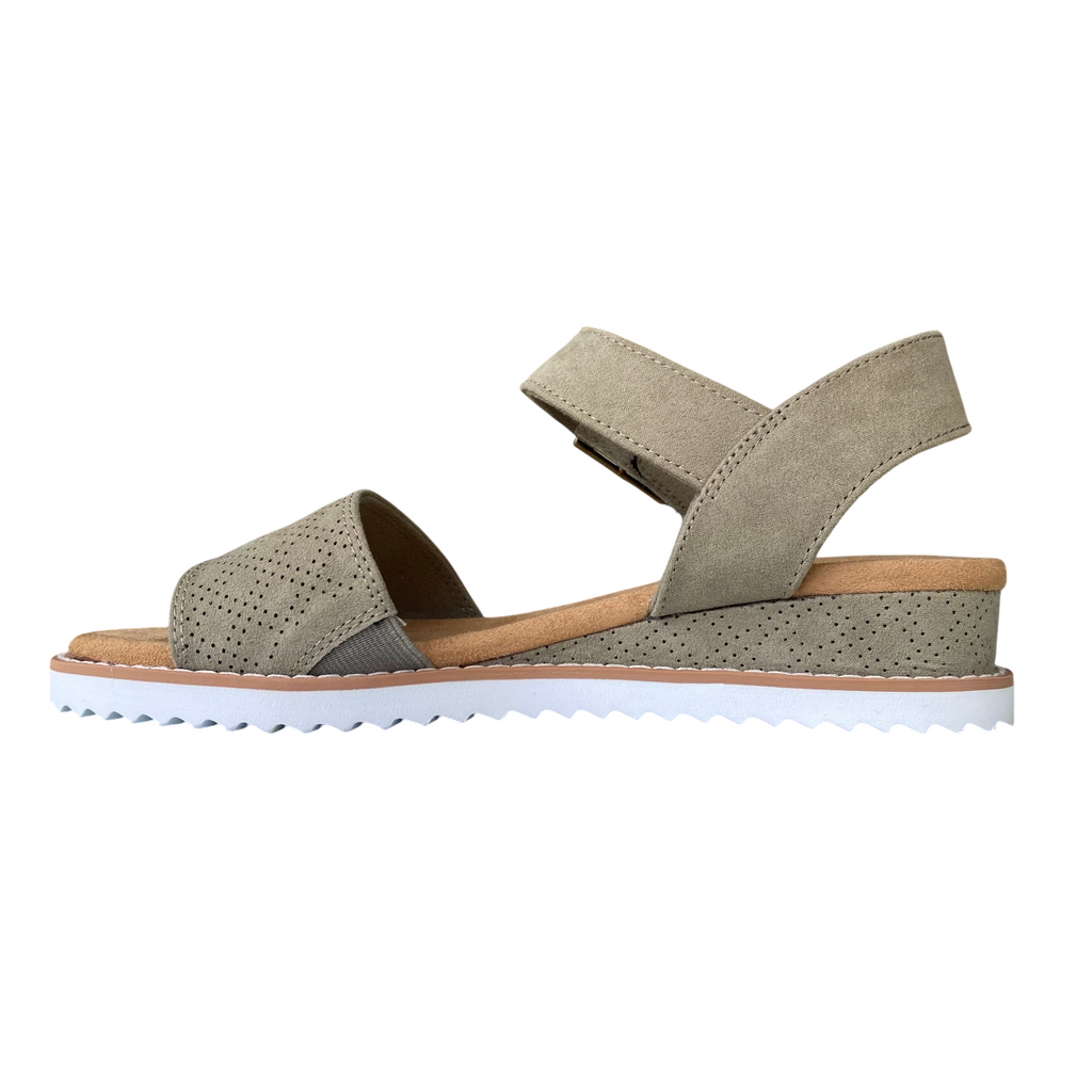 Skechers sandalo da donna BOBS Desert Kiss Serendipitous 114147/OLV oliva