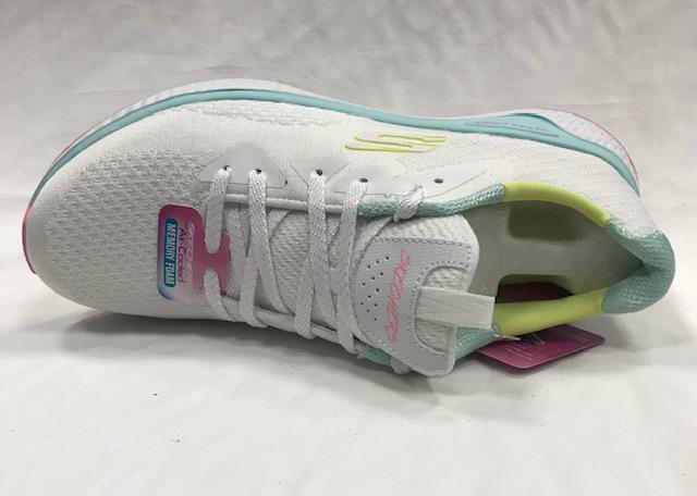 Skechers Solar Fuse Brisk Escape Scarpe Sportive Donna Bianco