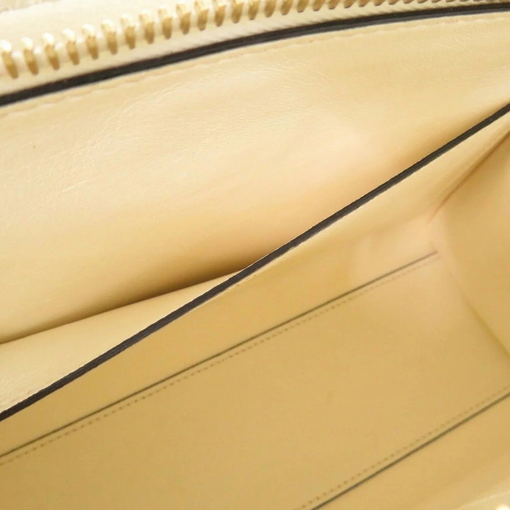 Borsa a mano Valentino Garavani V-Sling in pelle avorio 0250Valentino