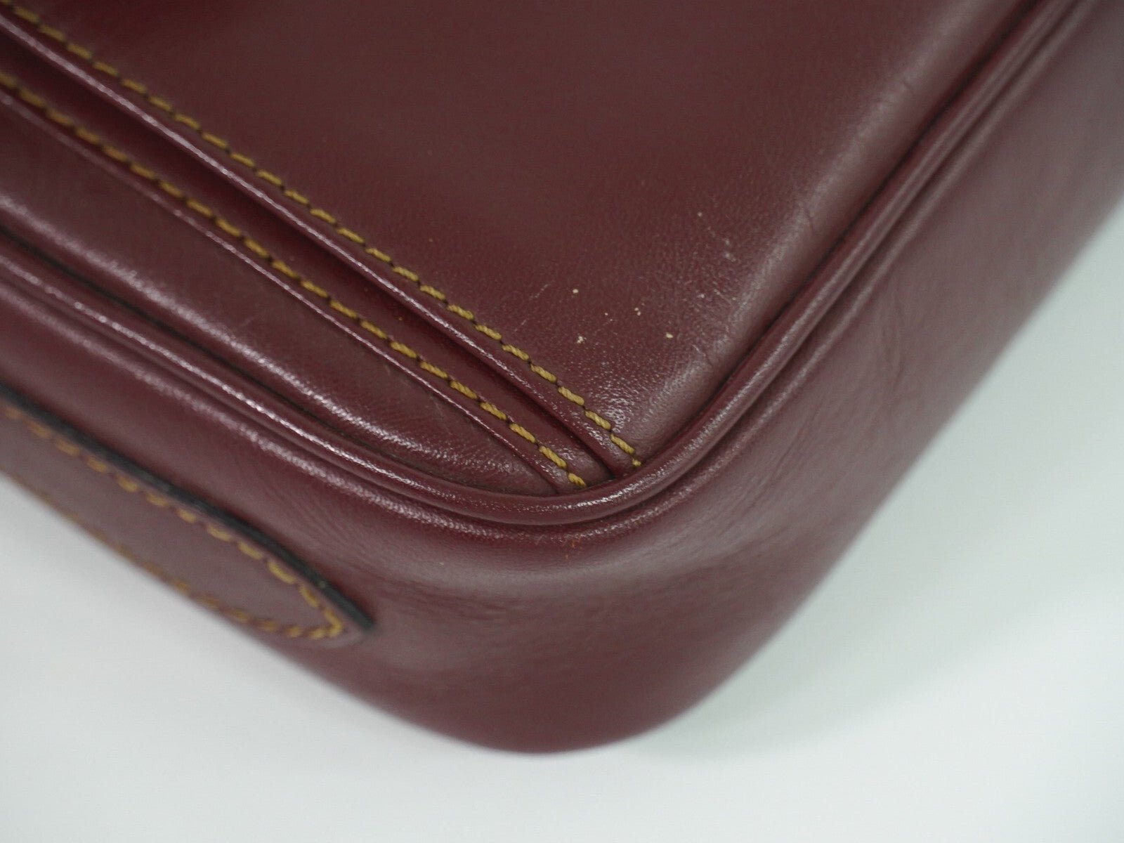 Cartier Must de Cartier Bordeaux in Pelle – Crossbody Vintage