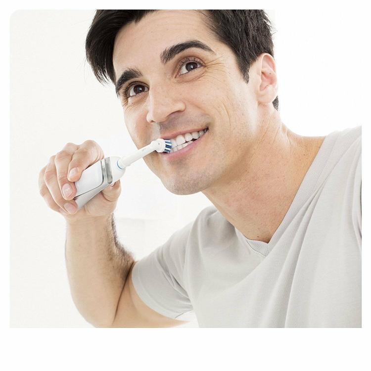 Spazzolino Elettrico Oral-B Advance Power A Batterie + 2 Stilo Aa Incluse Braun