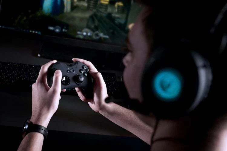 Nacon Wireless Pc Controller Senza Fili Pad Gaming Wireless 6 Pulsanti GC-200WL